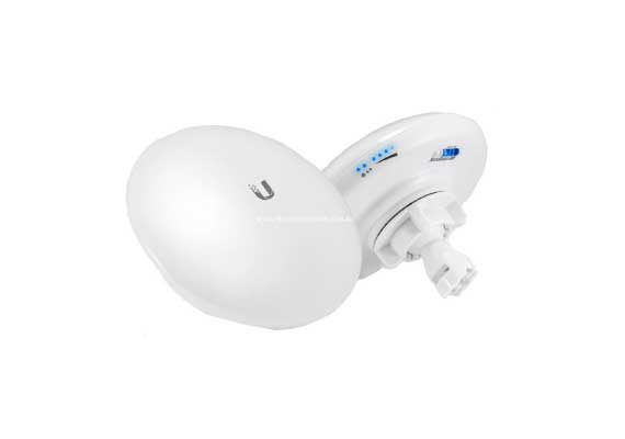 
Paired with the EdgePoint for Superior Performance. The EdgePoint™ provides powerful configuration features, including radio-link load balancing and advanced reliability for optical fiber deployments. Mounting multiple airFiber X radios on a single dish antenna maximizes throughput and capacity in a clean, compact tower footprint, minimizing tower 
